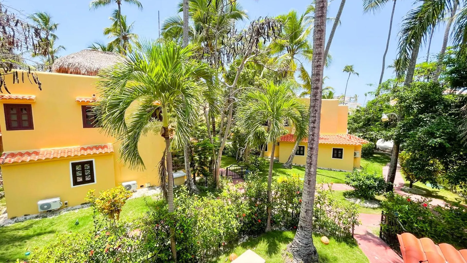 Resort Tropical Villas Beach Club And Spa Bavaro Beach Homes With Wifi Parking Bbq Punta Cana 5*,