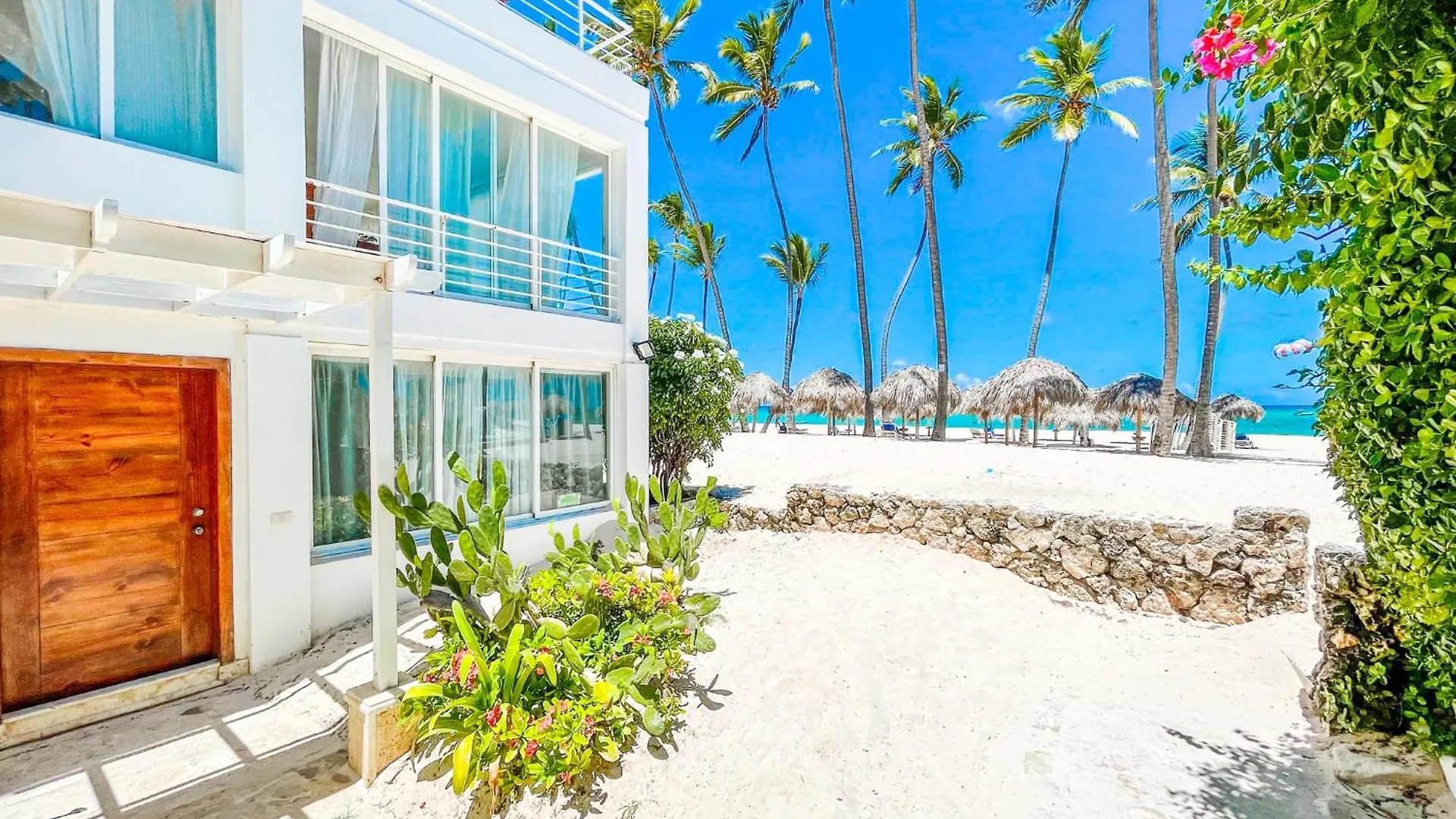 Hotel Resort Tropical Villas Beach Club And Spa Bavaro Beach Homes With Wifi Parking Bbq Punta Cana