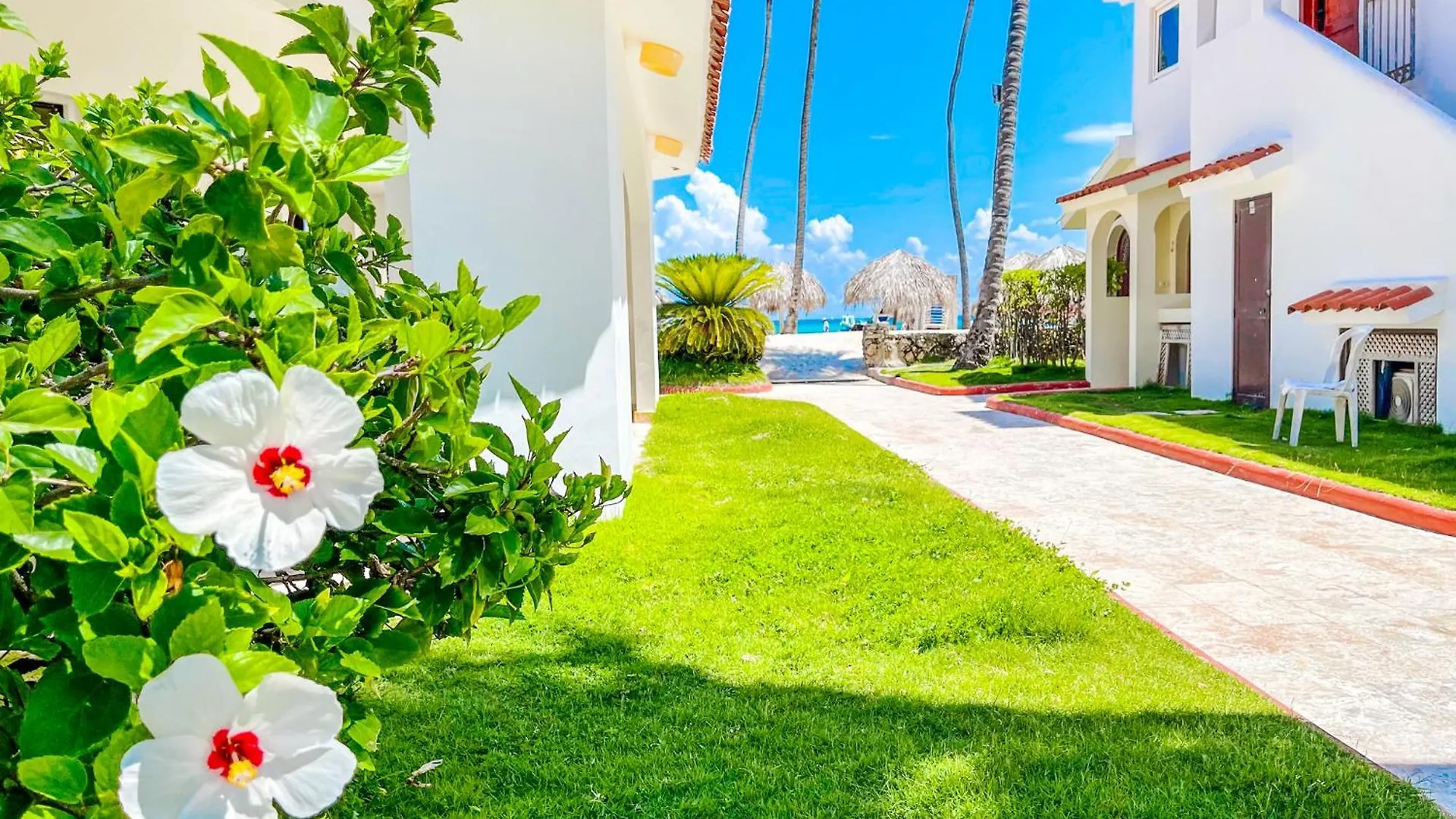 Resort Tropical Villas Beach Club And Spa Bavaro Beach Homes With Wifi Parking Bbq Punta Cana 5*,  Dominican Republic