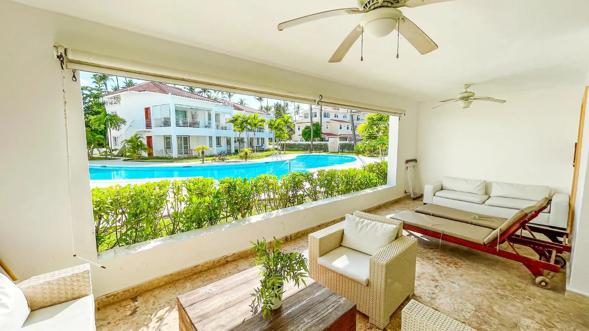 Resort Tropical Villas Beach Club And Spa Bavaro Beach Homes With Wifi Parking Bbq بونتا كانا 5*,  جمهورية الدومينيكان