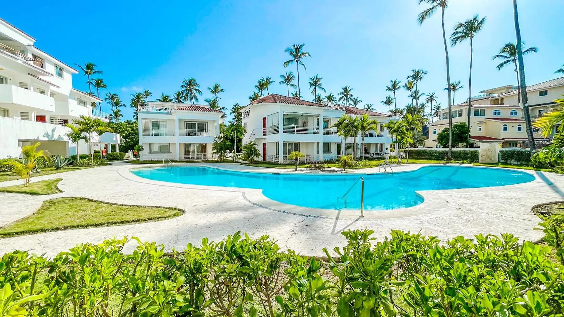 Resort Tropical Villas Beach Club And Spa Bavaro Beach Homes With Wifi Parking Bbq بونتا كانا فندق