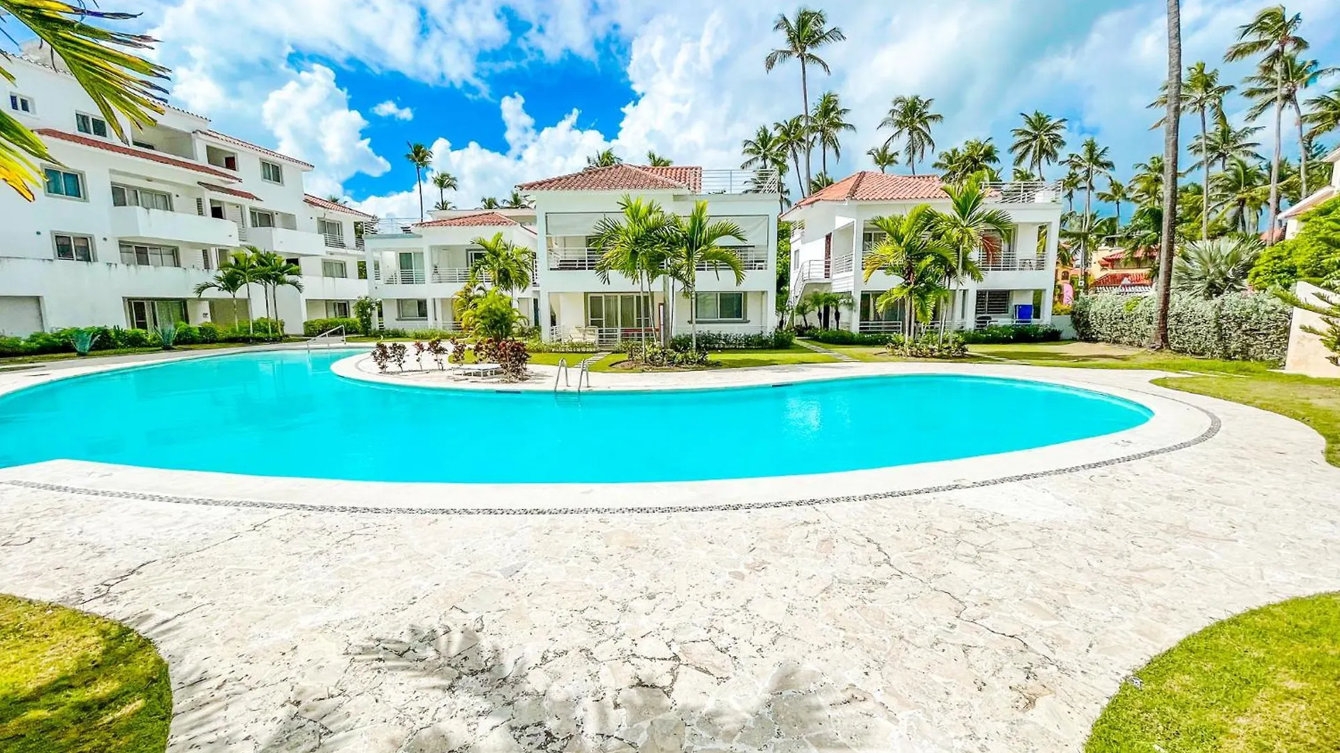 Resort Tropical Villas Beach Club And Spa Bavaro Beach Homes With Wifi Parking Bbq بونتا كانا 5*,  جمهورية الدومينيكان