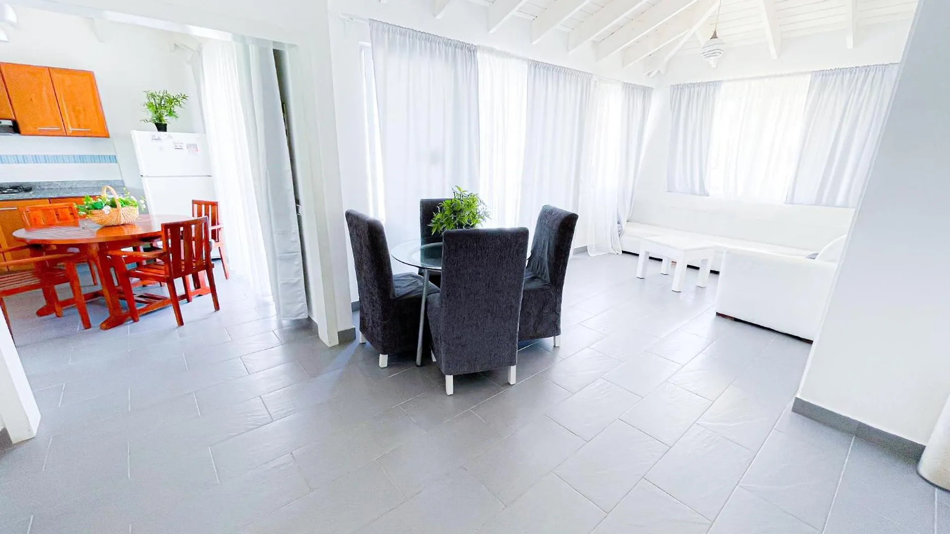 Resort Tropical Villas Beach Club And Spa Bavaro Beach Homes With Wifi Parking Bbq بونتا كانا جمهورية الدومينيكان